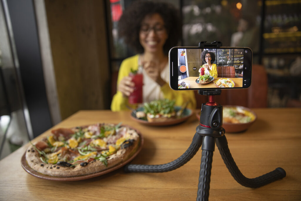 How Can Restaurants Use TikTok to Go Viral